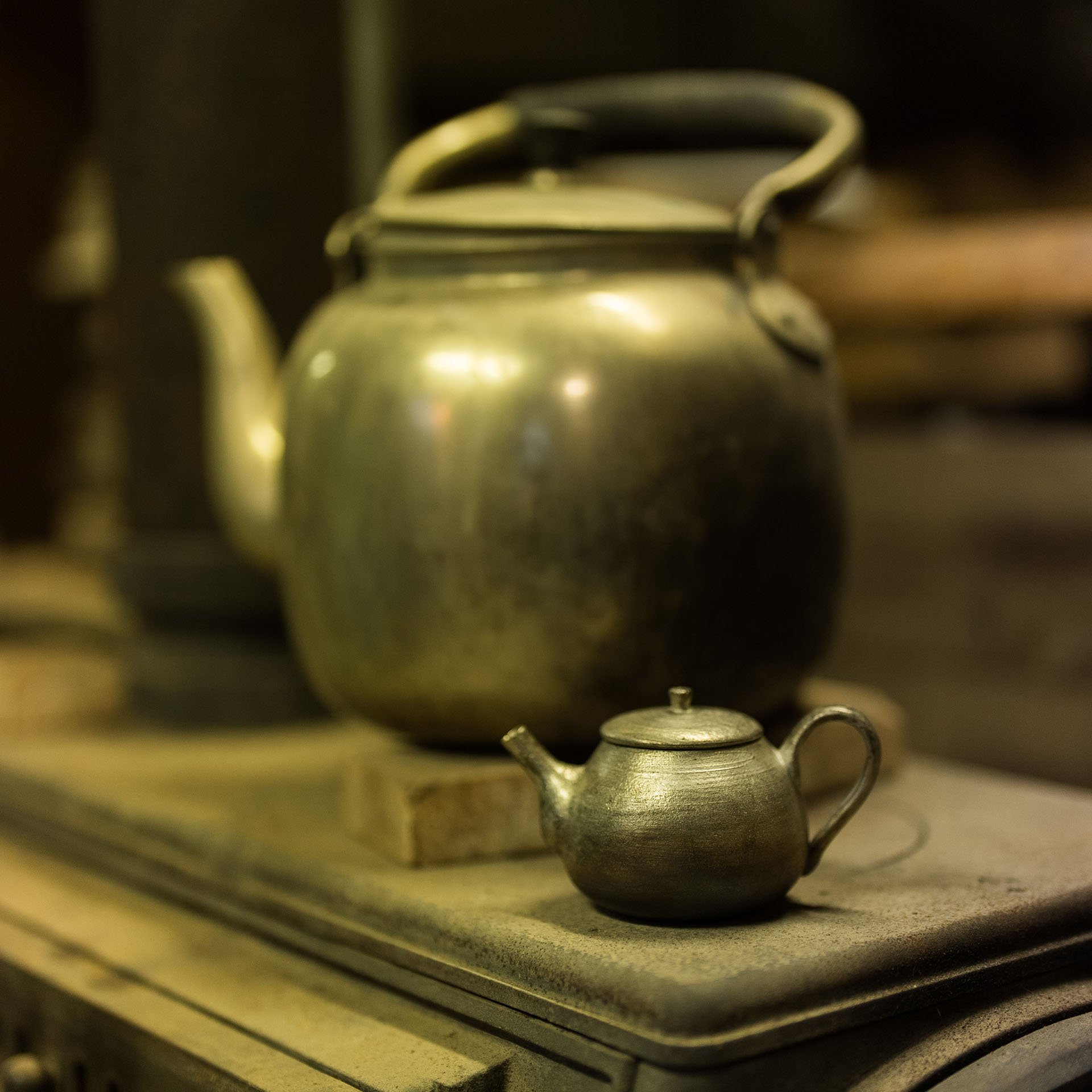 Shibutaさん Black Bizen Kiln-transformed Tin Sake Cup (黒 Shibutaさん Black Bizen Kiln-transformed Tin Sake Cup (黒
